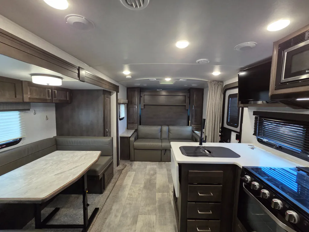 2021 Forest River Flagstaff Micro Lite 25BRDS, Photos photo 2