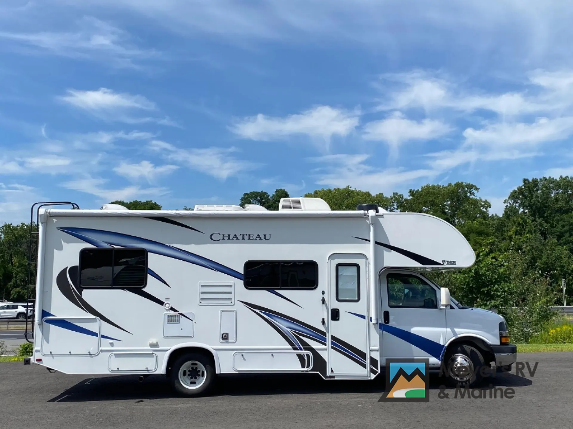 2020 Thor Motor Coach Chateau 25V - Photo 3