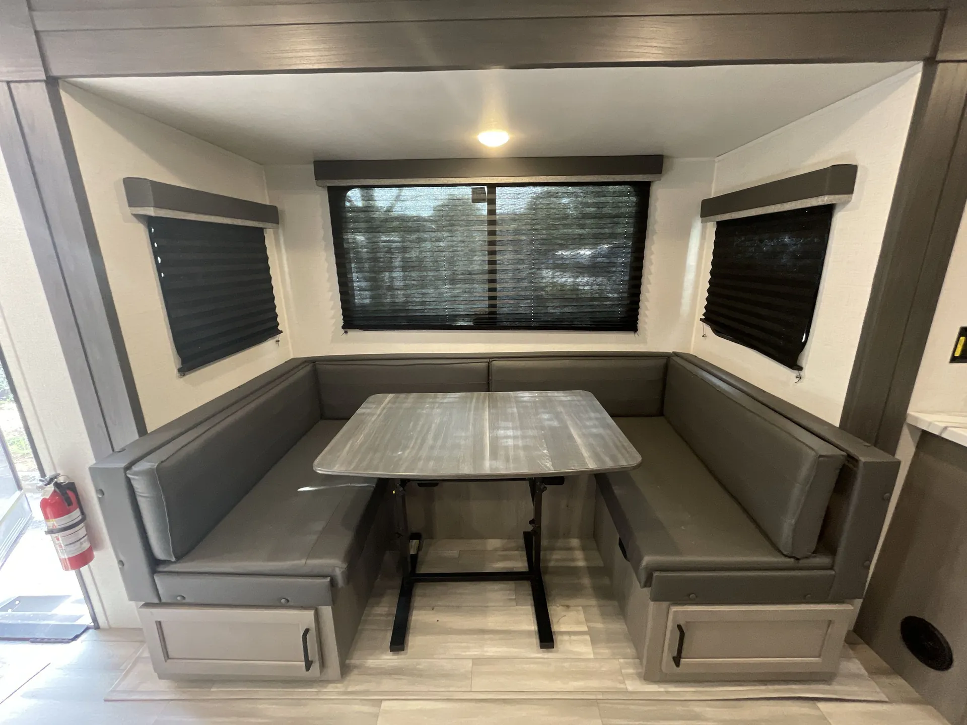 2024 Keystone Hideout 28RKD — living area main