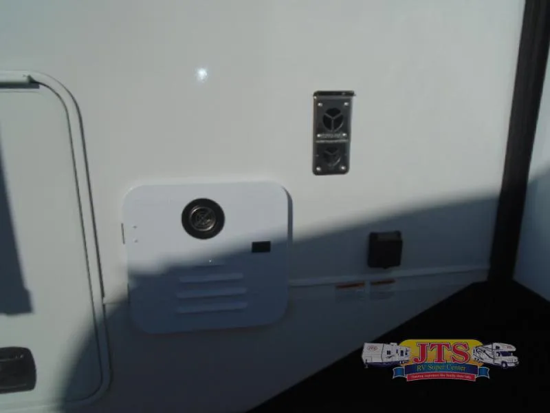 2026 Jayco Eagle 355MBQS - Photo 3