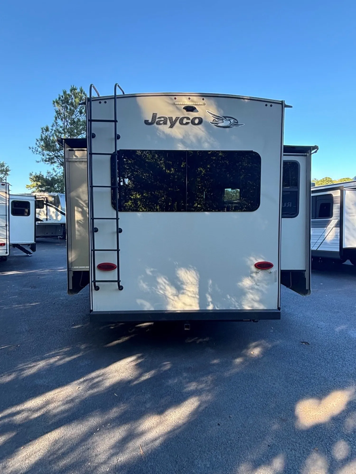 2018 Jayco Eagle 355MBQS - Photo 2