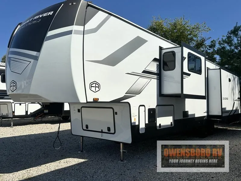 2026 Forest River Sandpiper 3900HBLR - Photo 3