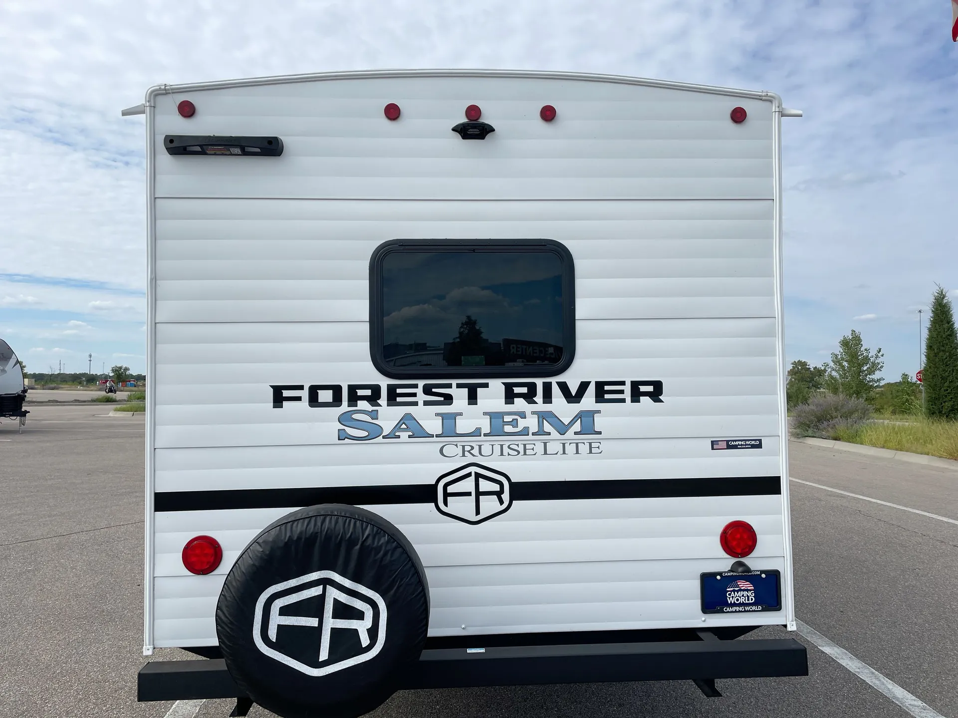 2027 Forest River Salem Cruise Lite 28VBXL — backside