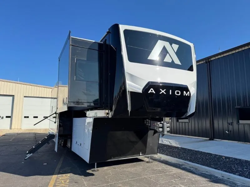 2026 Axiom RV Vendetta V4250 - Photo 4