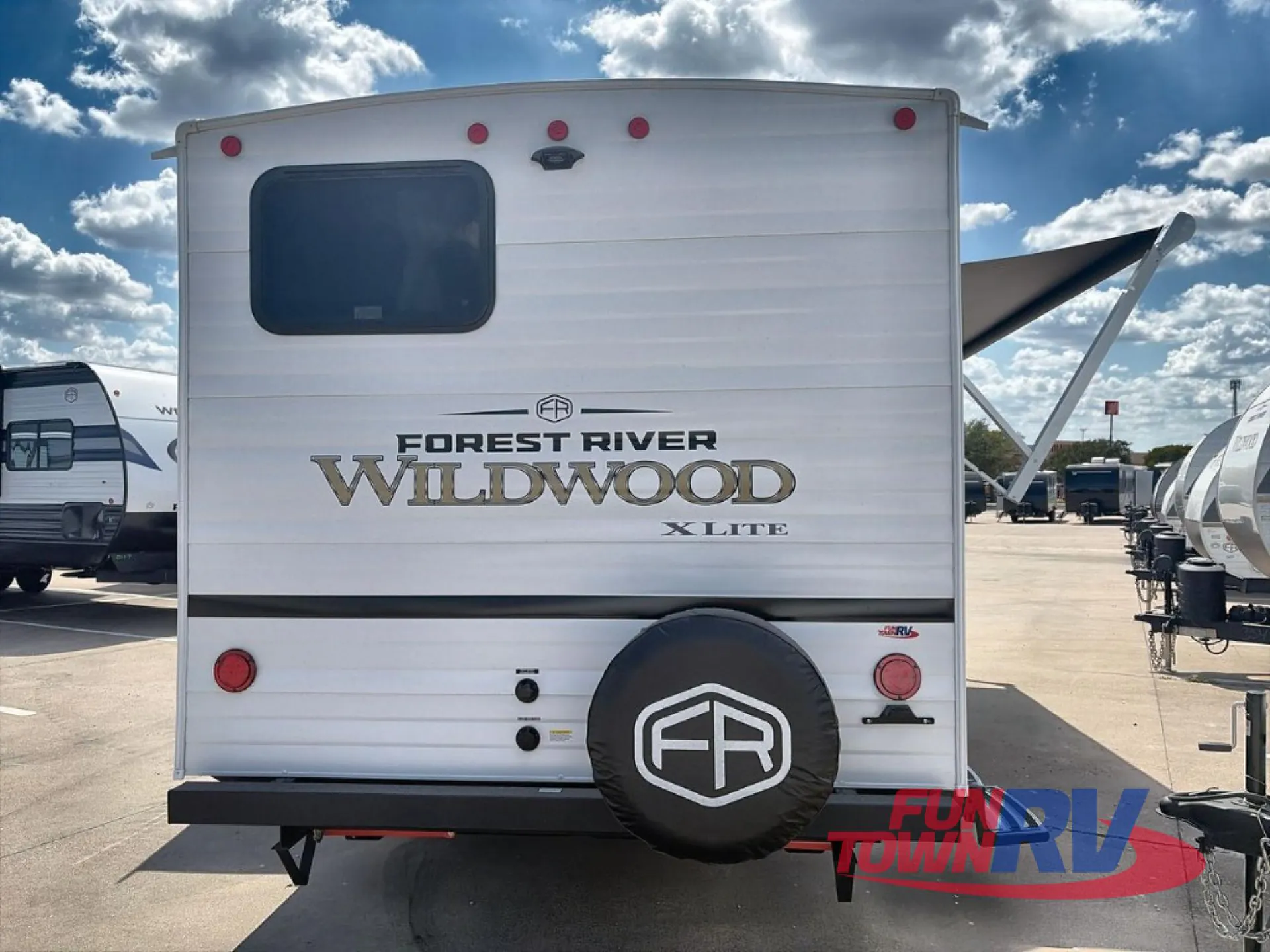 2027 Forest River Wildwood 263BHXL — Photo 6
