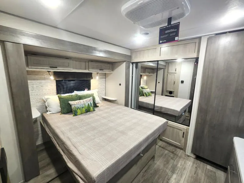 2026 Coachmen Catalina Legacy Edition 323MAZE, Photos photo 56