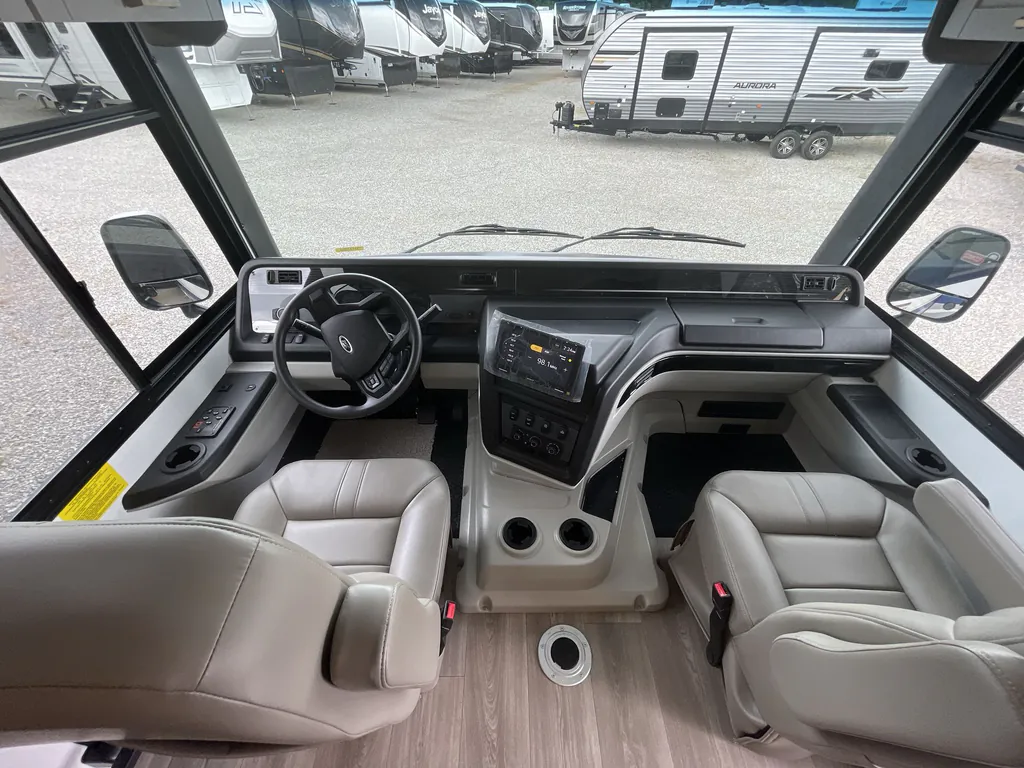 2027 Entegra Coach Vision XL 36C, Photos photo 34