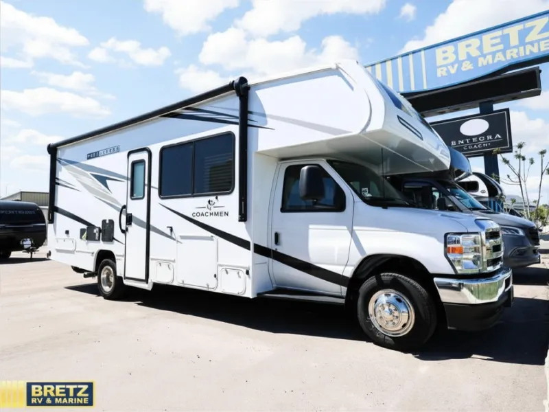 2026 Coachmen Freelander 26DS - Photo 4