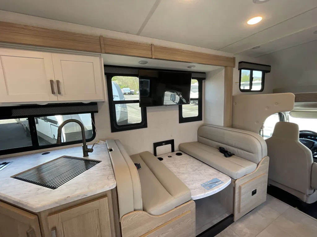 2026 Thor Motor Coach Freedom Elite 31FE, Photos photo 20
