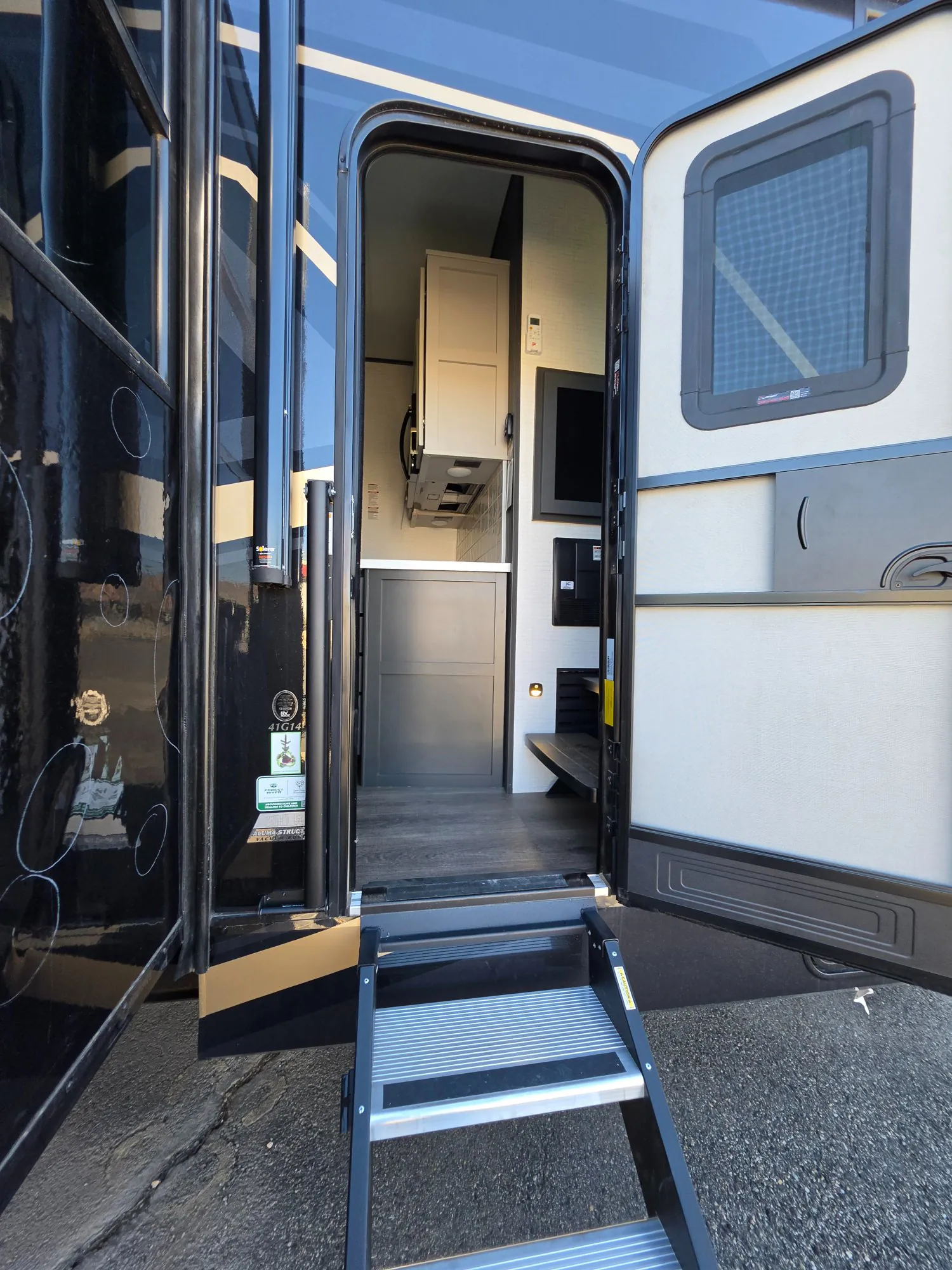 2026 Forest River XLR Nitro 41G14 — Photo 6