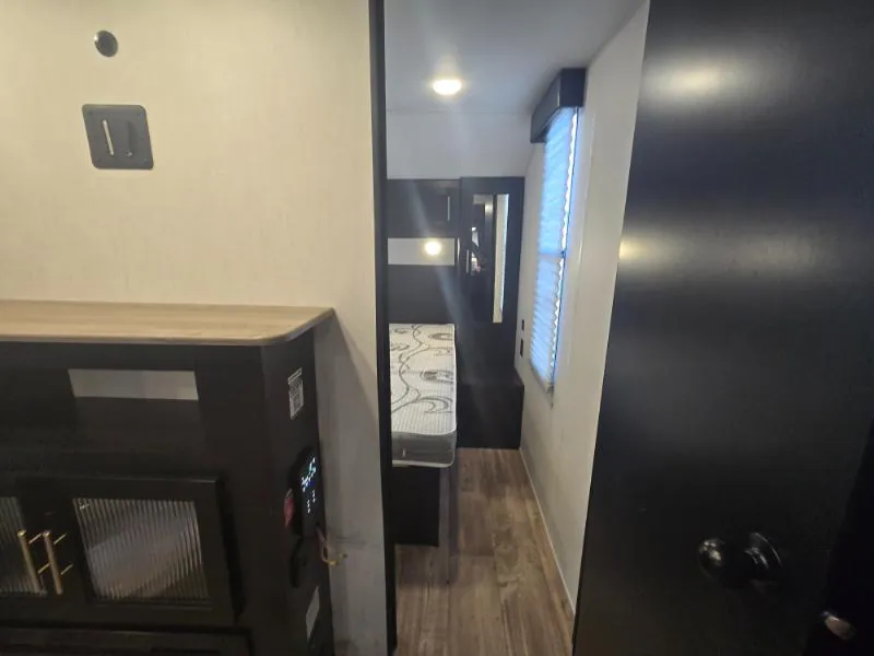 2022 Forest River Cherokee 274BRB, Photos photo 6