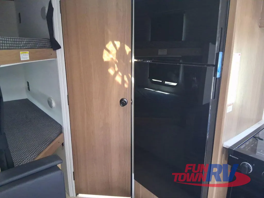 2027 Coachmen Apex Nano 186BH, Photos photo 14