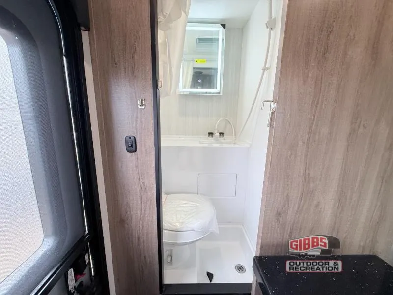 2026 Travel Lite Up Country 850U - Photo 4
