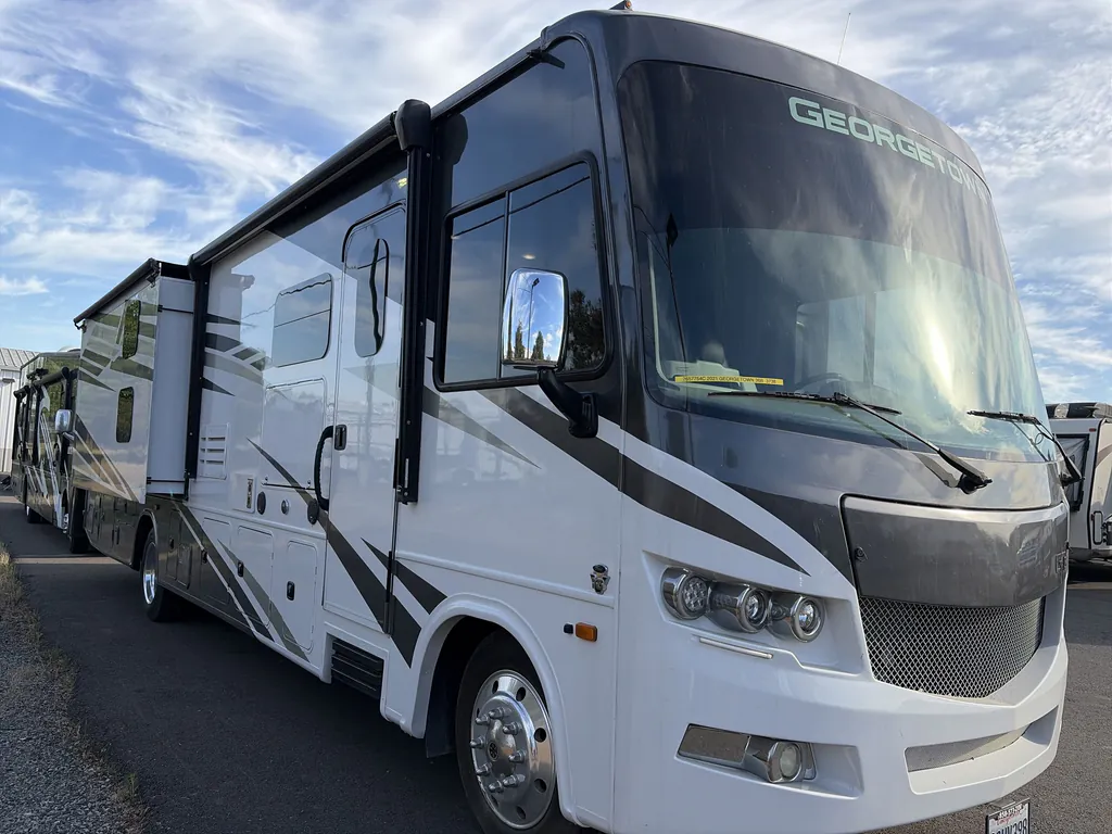 2021 Forest River Georgetown 5 Series GT5 36B5, Photos photo 5