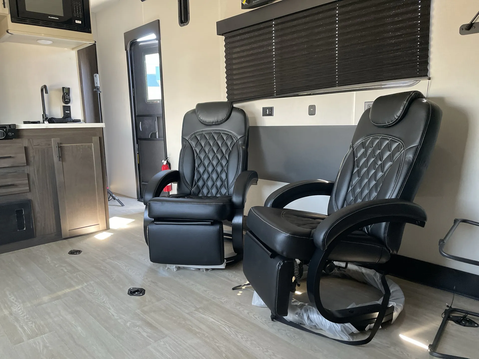 2027 Forest River Cherokee Wolf Pack 25 14 — living area main