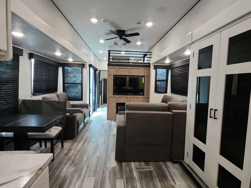 2026 Jayco Jay Flight Bungalow 404LOFT DS, Photos photo 10