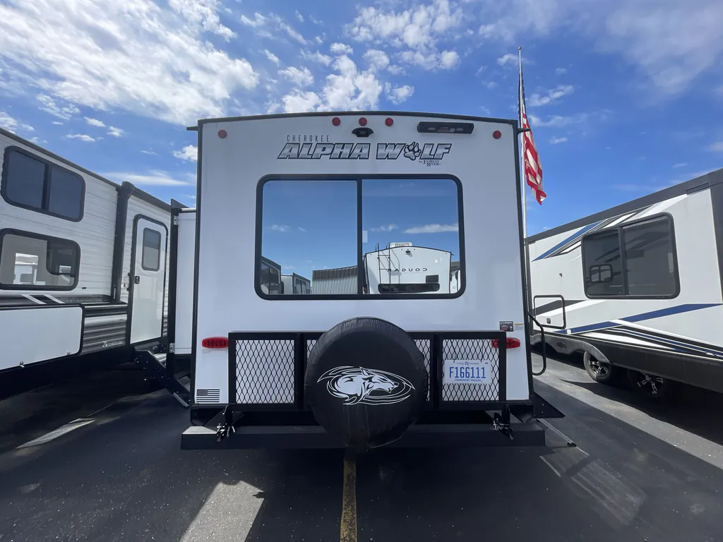 2024 Forest River Cherokee Alpha Wolf 2500RL-L, Photos photo 7