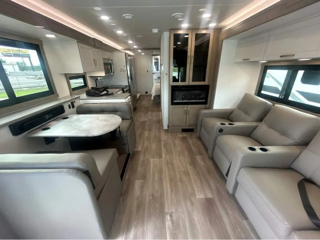 2027 Entegra Coach Vision XL 36C, Photos photo 17