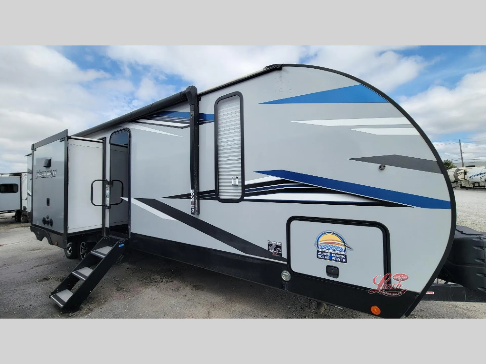 2022 Forest River Cherokee Alpha Wolf 33BH-L - Photo 2