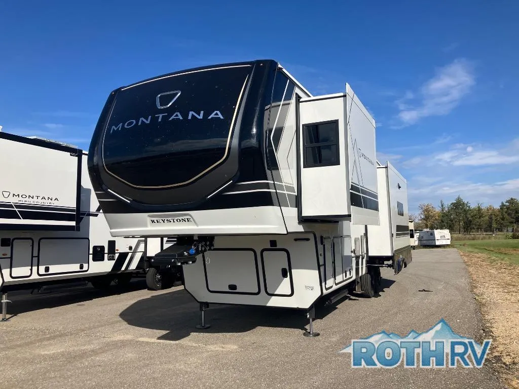 2026 Keystone Montana 3123RL - Photo 3