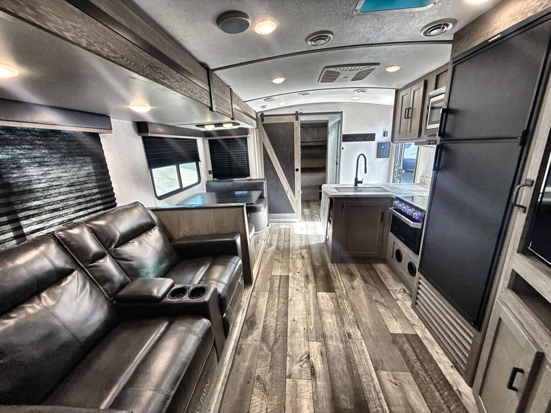 2021 Keystone Outback Ultra-Lite 291UBH — living area main
