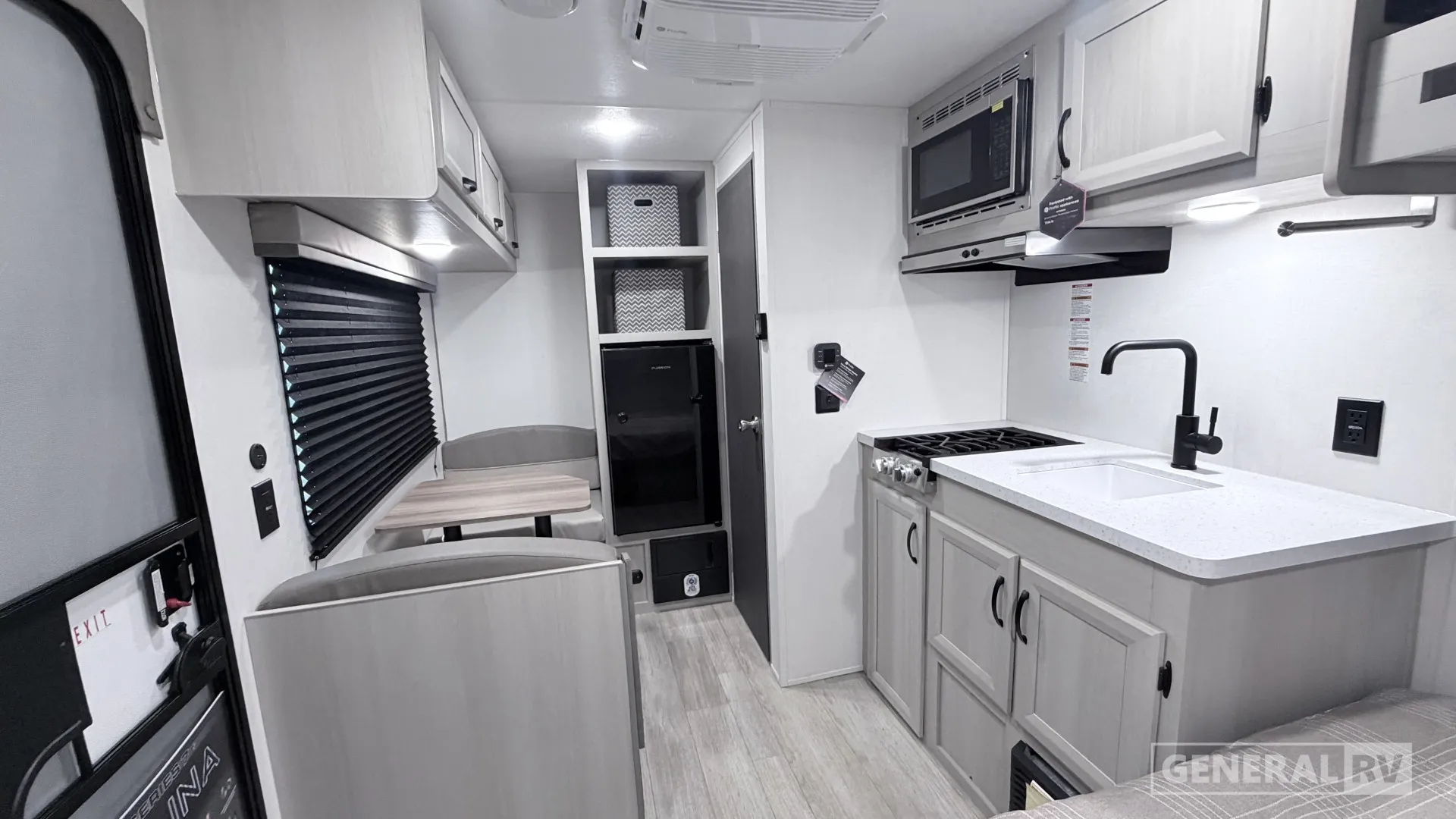 2026 Coachmen Catalina Summit Series 7 134RDX - Photo 3