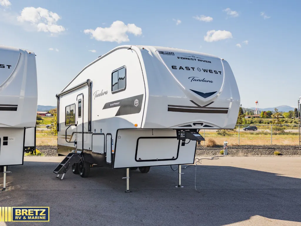 2026 East to West Tandara 235ML - Photo 2