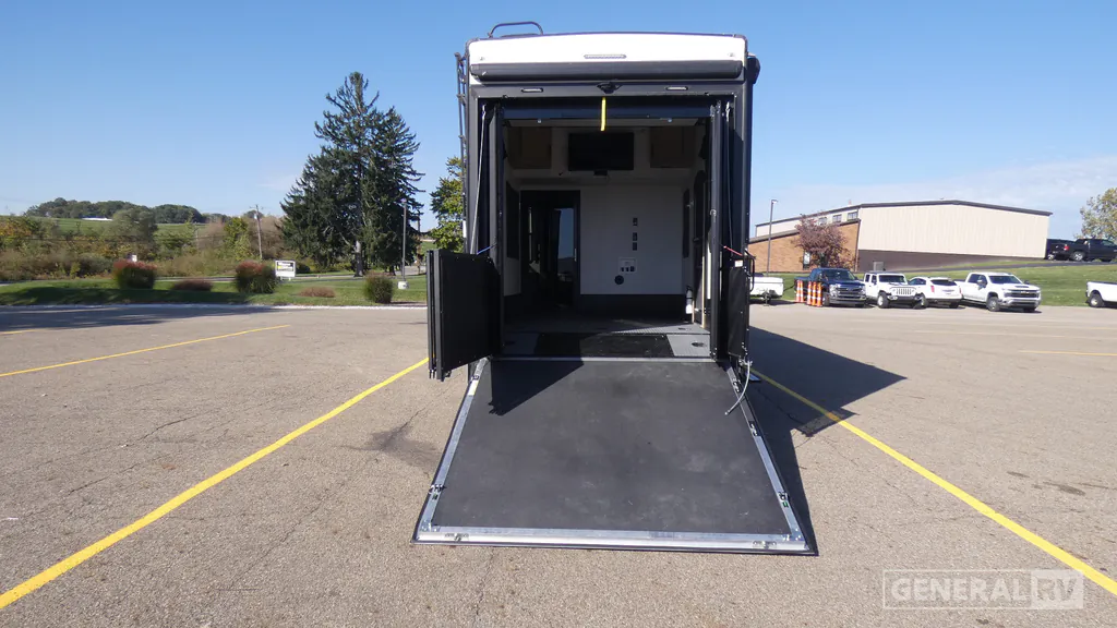 2023 Keystone Raptor 362, Photos photo 33