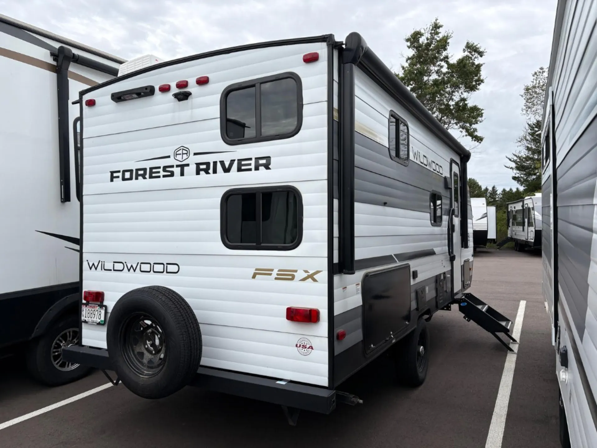 2025 Forest River Wildwood FSX 178BHSK — Photo 5
