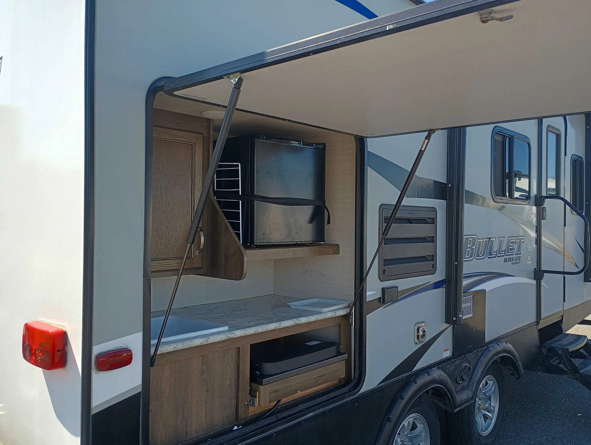 2019 Keystone Bullet 212RBSWE - Photo 4