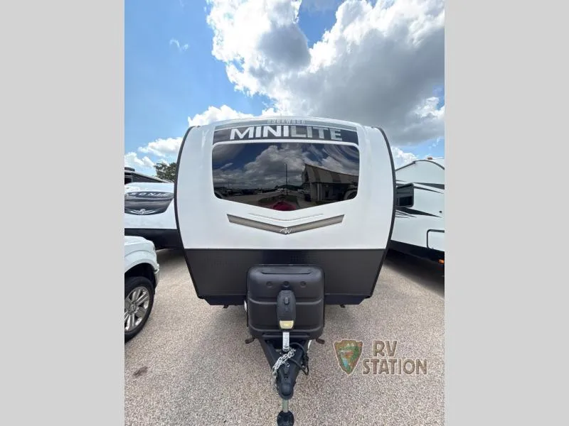2023 Forest River Rockwood Mini Lite 2205S - Photo 2