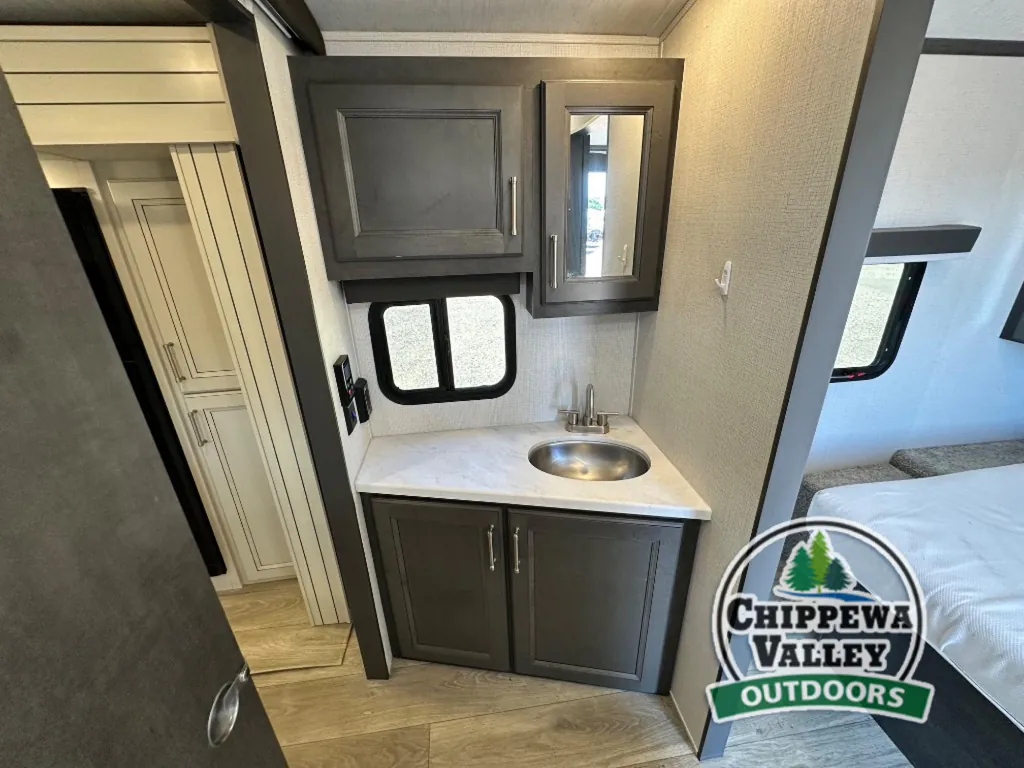 2024 Keystone RV Cougar Half-Ton 30BHS, Photos photo 34