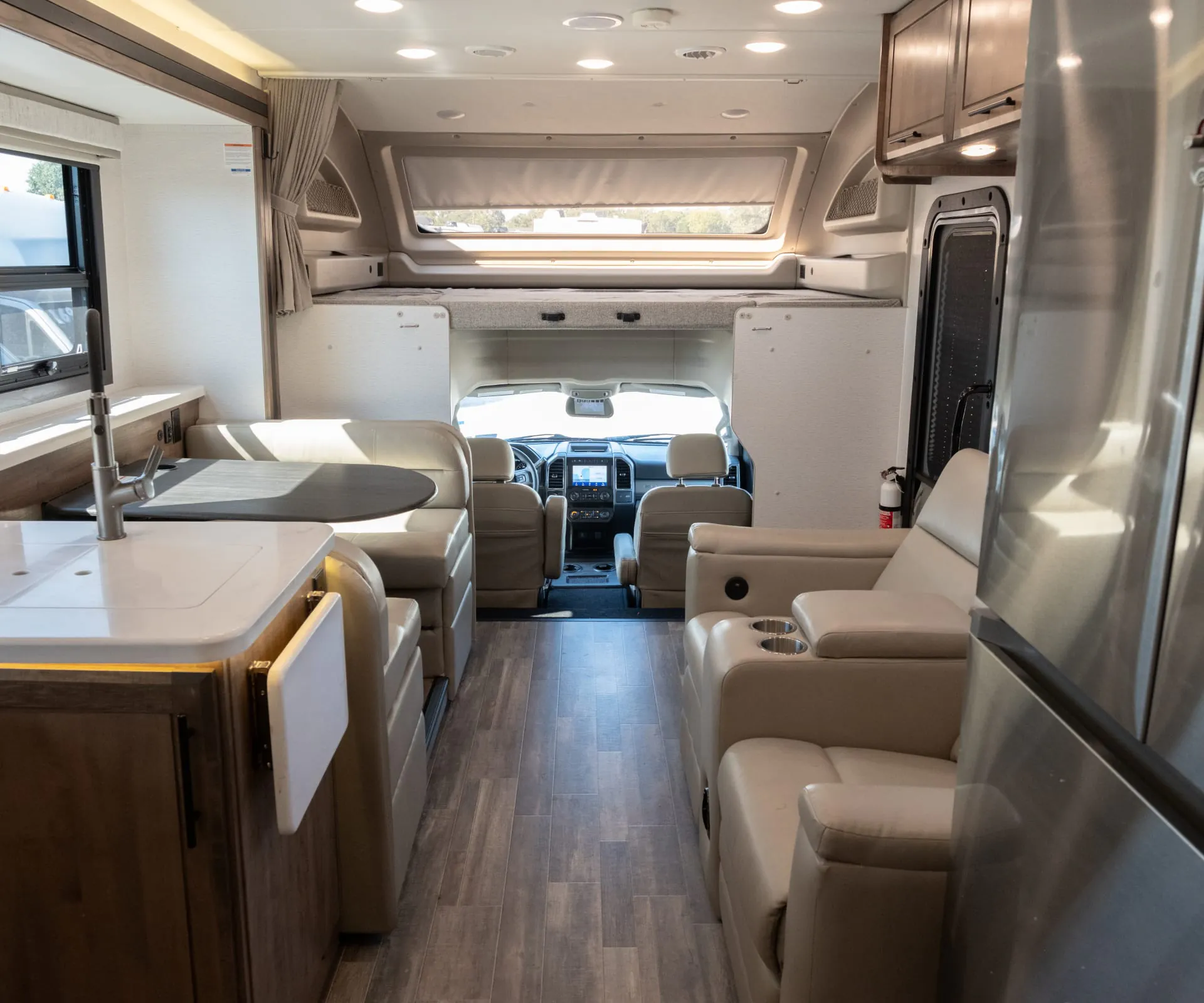 2023 Entegra Coach Accolade XT 32U - Photo 4