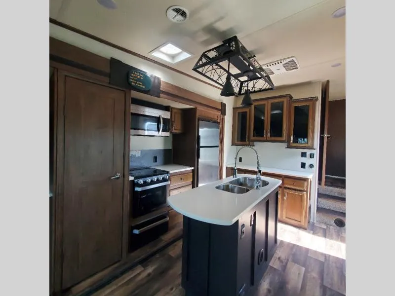 2020 Forest River RV Sandpiper HT 2950TRIK - Photo 4