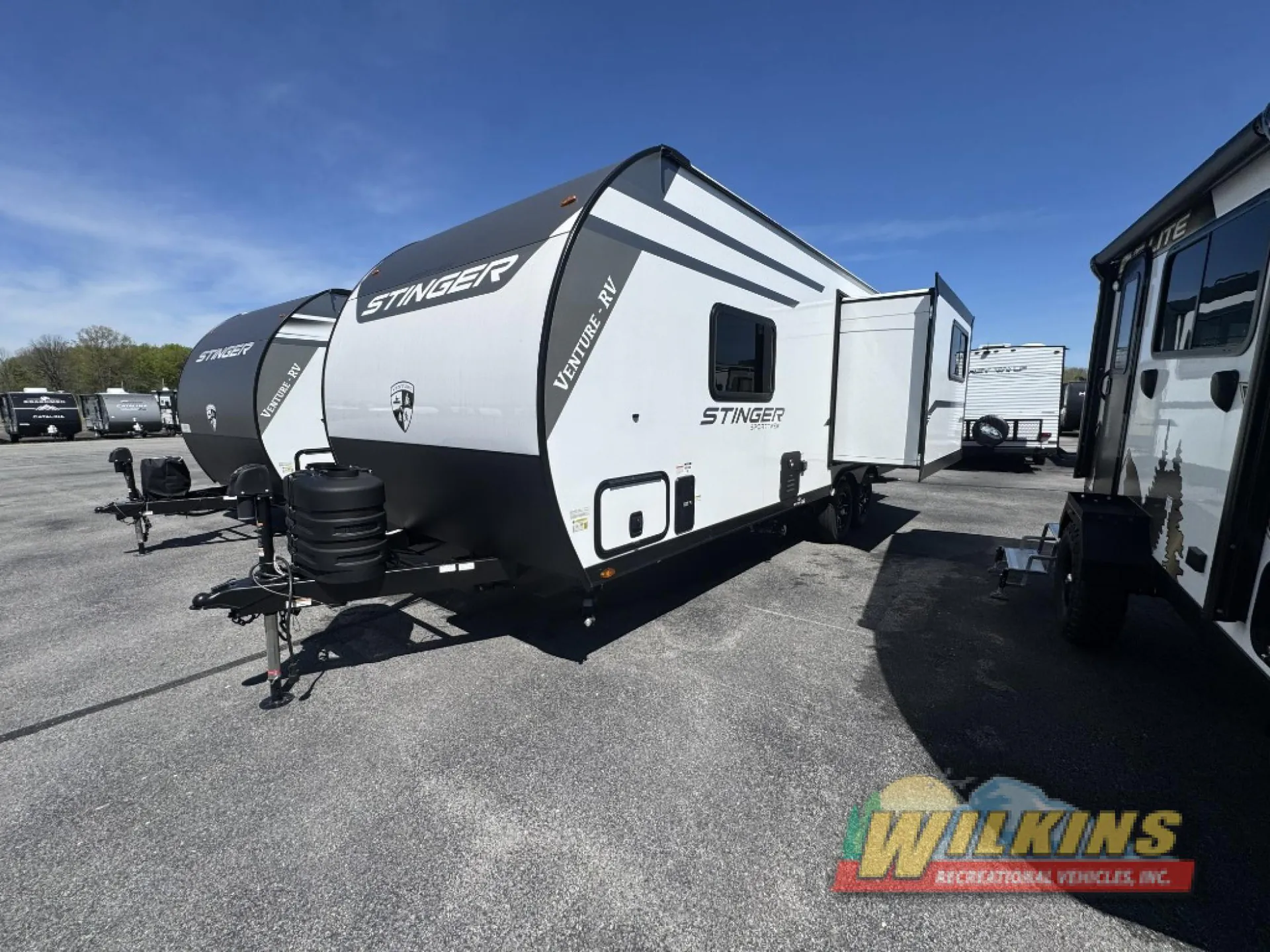 2026 Venture RV SportTrek Stinger STS232VRL - Photo 3
