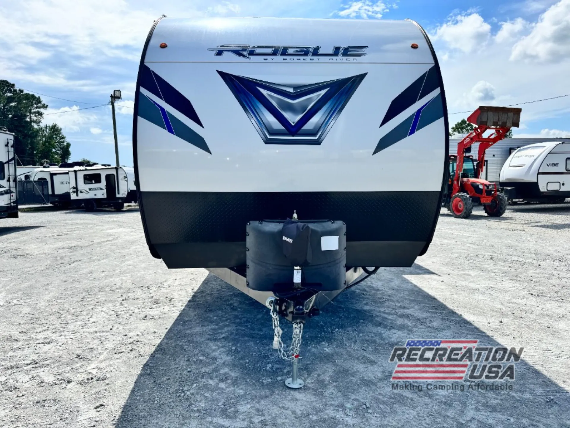 2022 Forest River Vengeance Rogue 26V — Photo 7