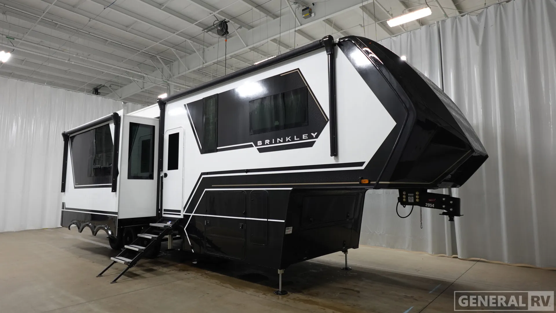 2026 Brinkley Model G 3250 - Photo 2