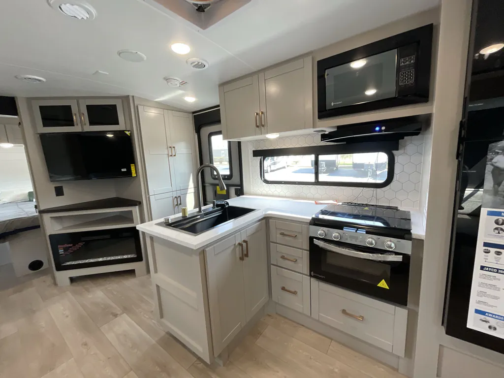 2027 Jayco Jay Feather 29BHB, Photos photo 12
