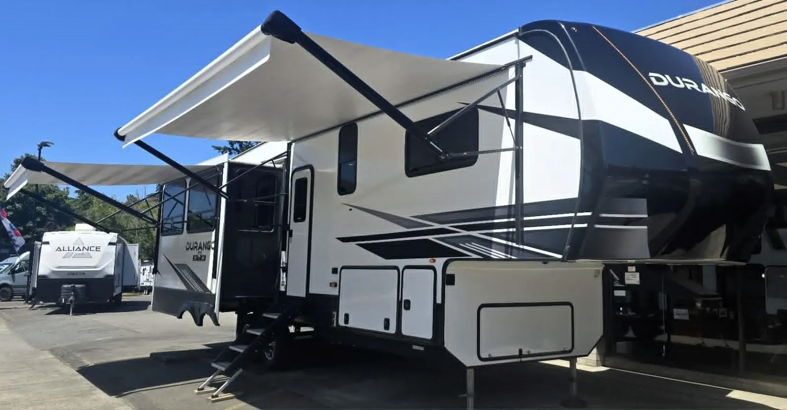 2022 KZ Durango 301RLT - Main photo