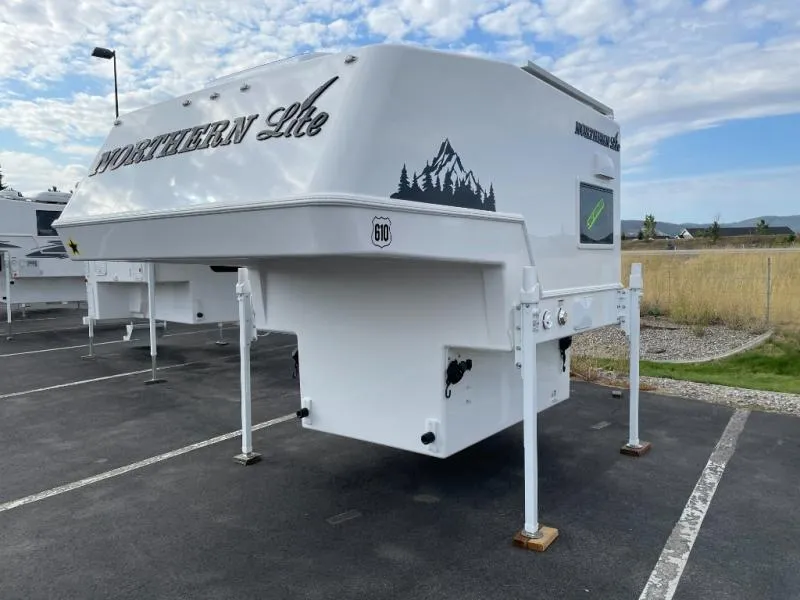 2025 Northern Lite 610 New    Std Model - Photo 2