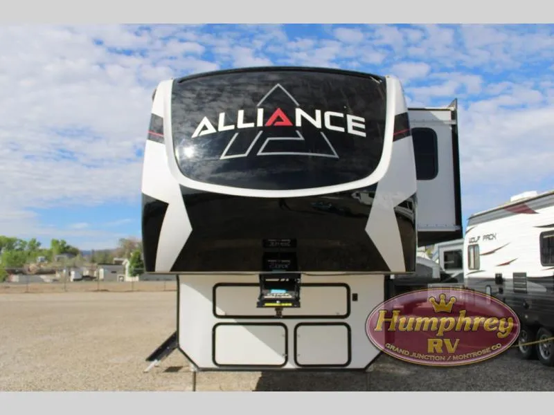 2022 Alliance RV Valor 36V11 - Photo 2