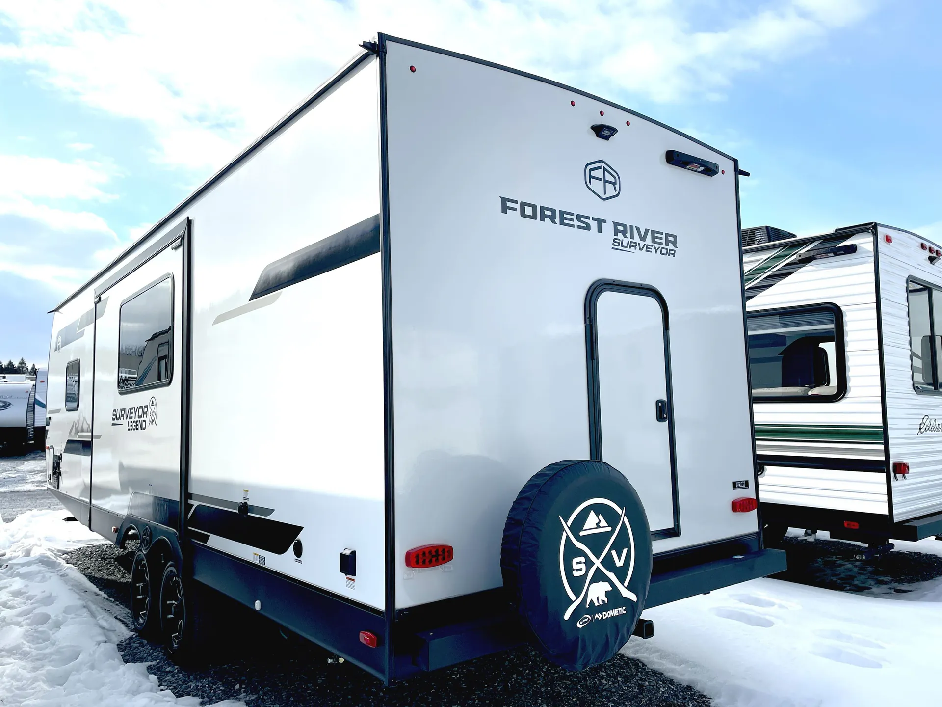 2025 Forest River Surveyor Legend 260BHLE — off campside
