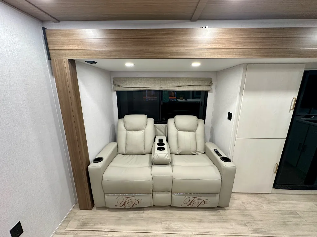 2027 Forest River Vibe 2500FIK - Photo 3