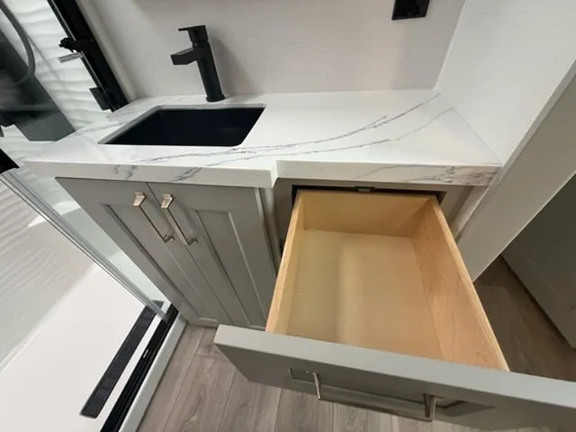 2026 Brinkley Model G 4150, Photos photo 24