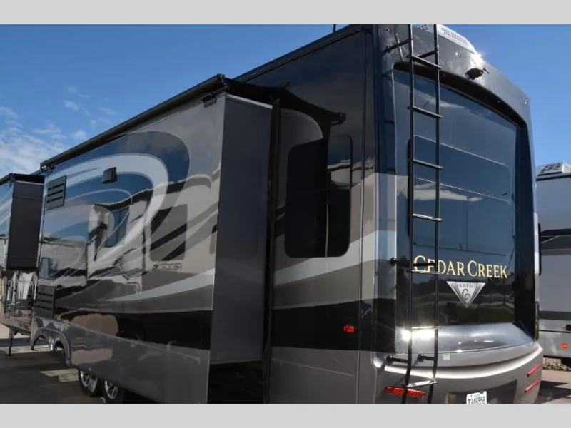 2021 Forest River Cedar Creek Champagne Edition 38EBS - Photo 4