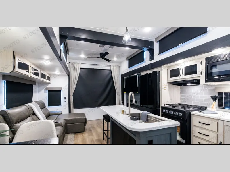 2026 Forest River Puma Vista 422LFT - Photo 3