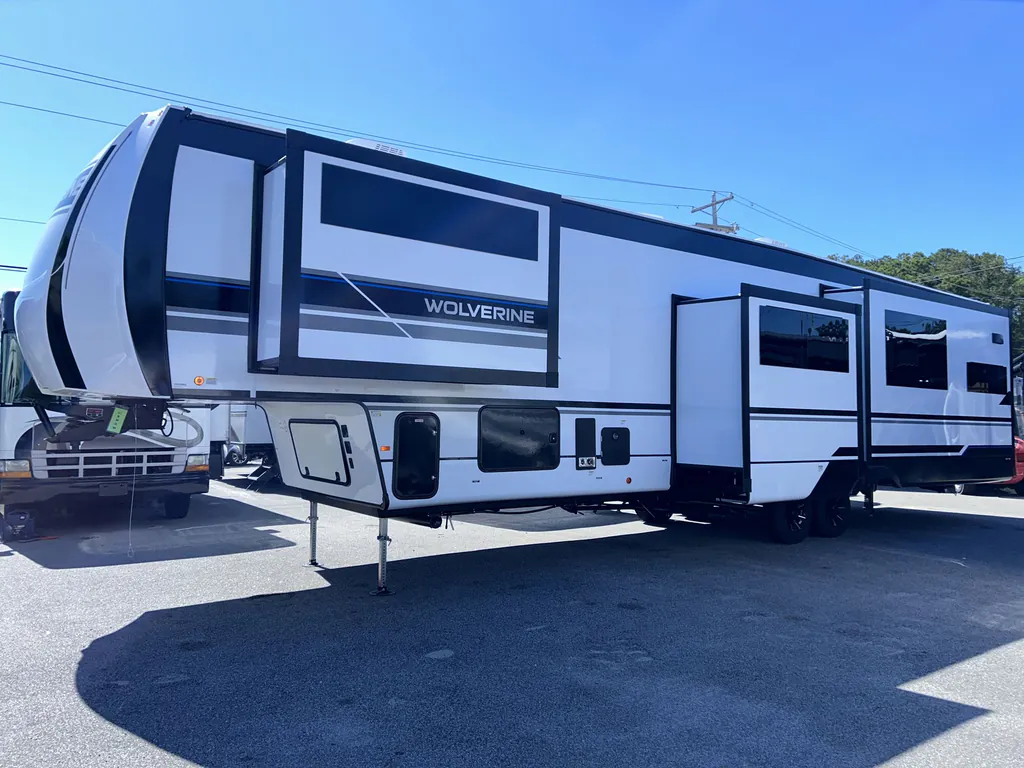2027 Forest River Wolverine 36BC, Photos photo 4
