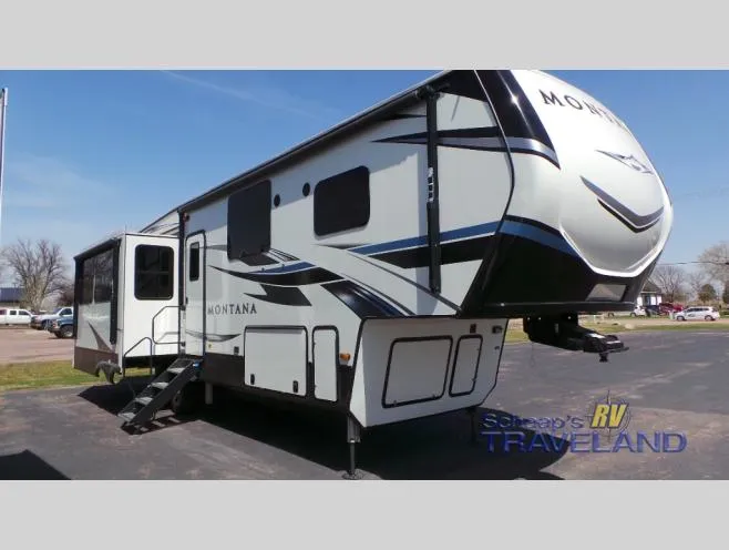 2021 Keystone Montana 3230CK - Photo 2