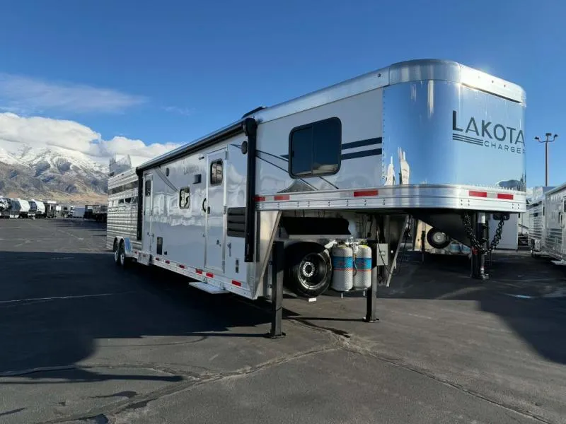 2026 Lakota Charger Livestock LQ - Main photo