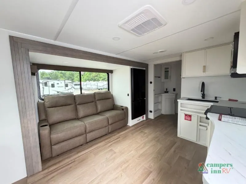 2026 Grand Design Transcend Xplor 245RL - Photo 4